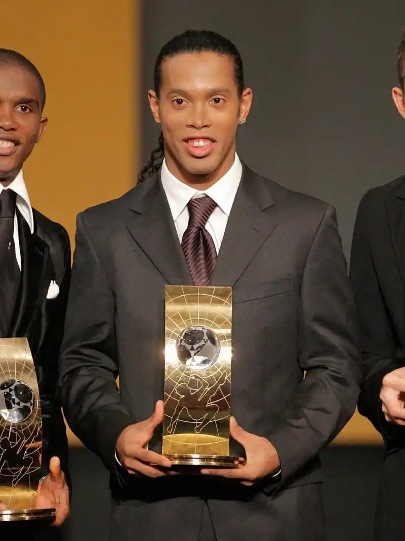 曼聯背後的 曼聯背後的